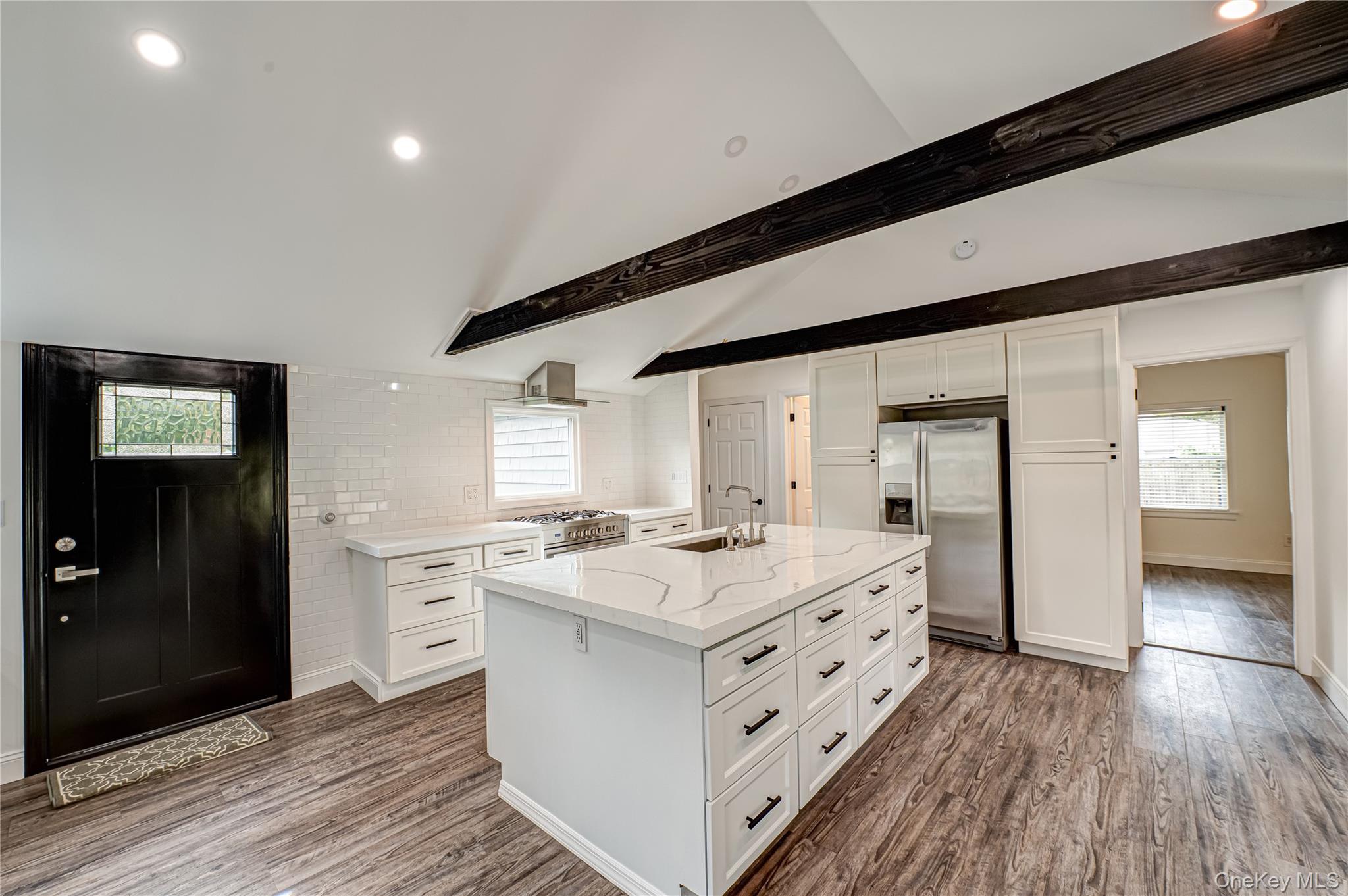 #11 photo, 39 Lynncliff Road, Hampton Bays , NY 11946