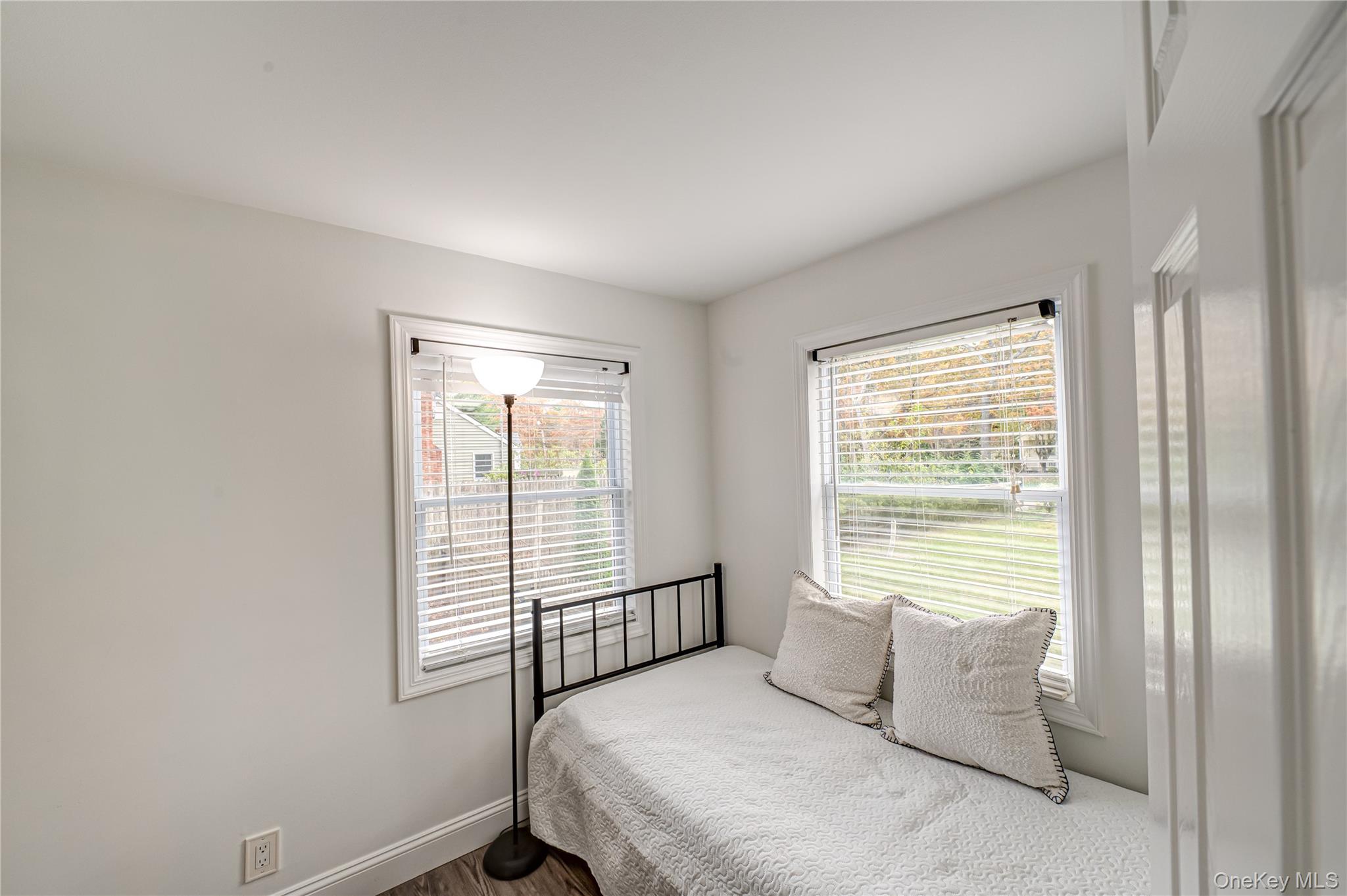 #18 photo, 39 Lynncliff Road, Hampton Bays , NY 11946