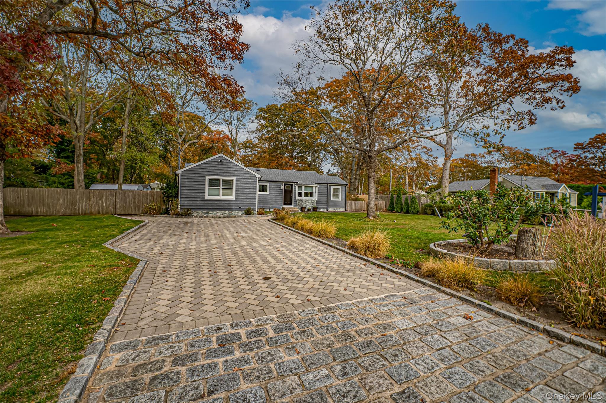 #4 photo, 39 Lynncliff Road, Hampton Bays , NY 11946