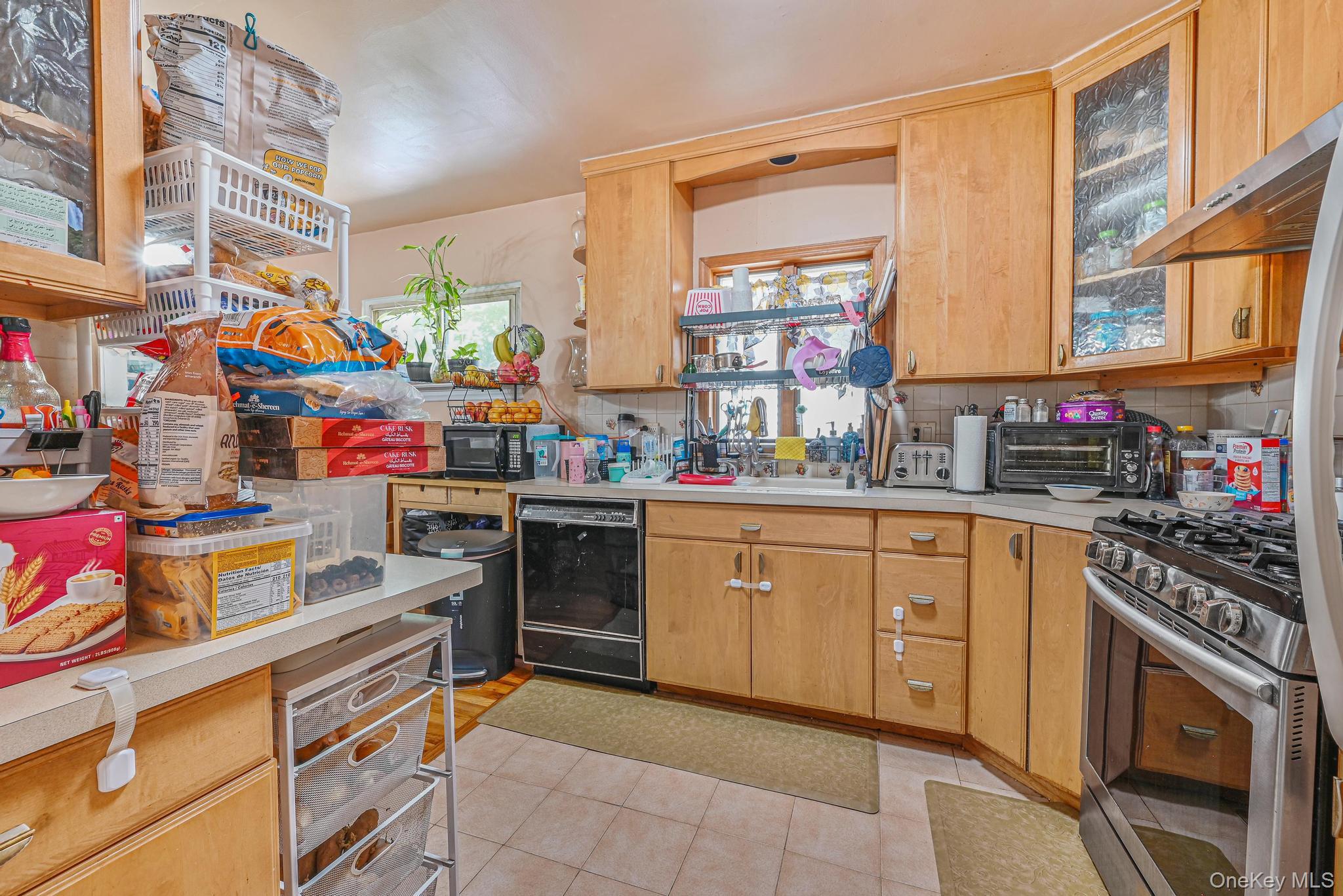 #13 photo, 118 Edmund, Lynbrook , NY 11563