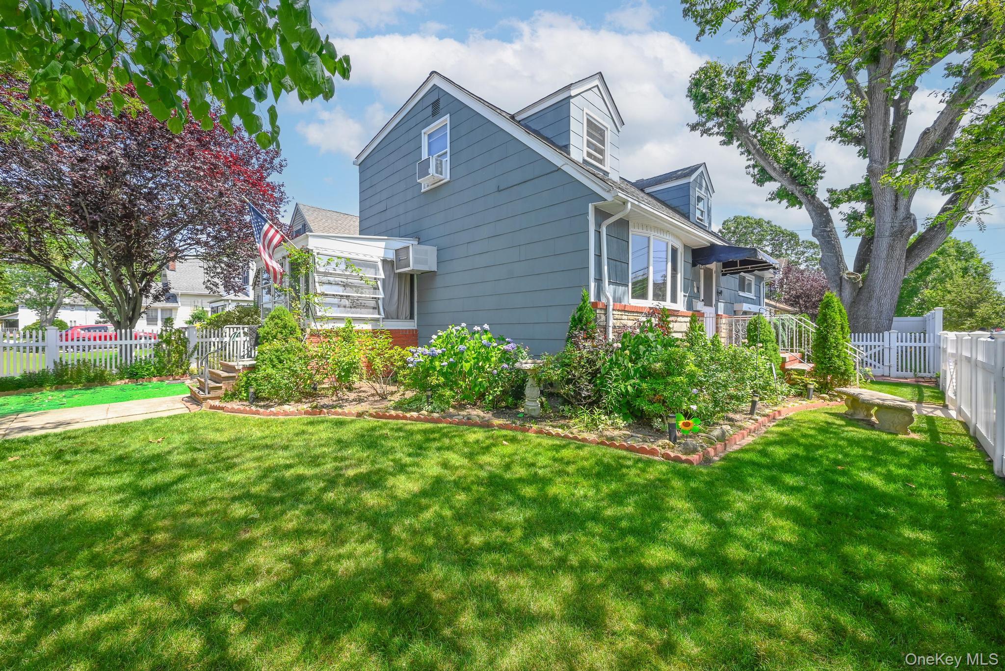 #5 photo, 118 Edmund, Lynbrook , NY 11563