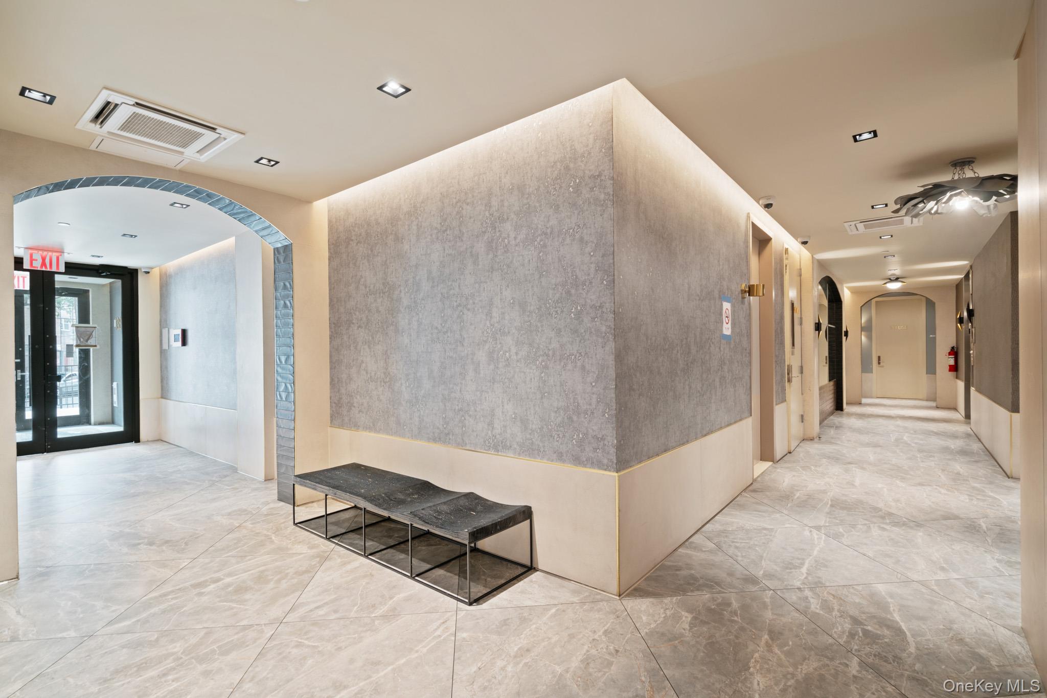 #3 photo, 13825 Barclay Ave, クイーンズ区 Flushing , NY 11354