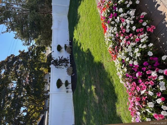 #16 photo, 62 Old Farm Road, ナッソー郡 Levittown , NY 11756