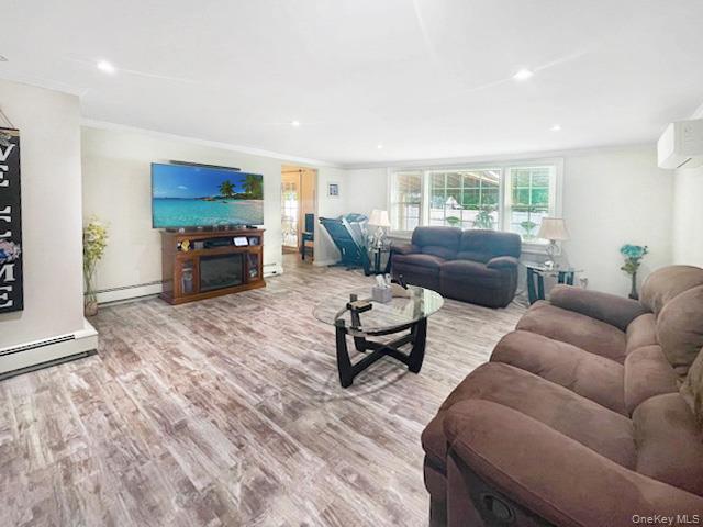 #9 photo, 62 Old Farm Road, ナッソー郡 Levittown , NY 11756