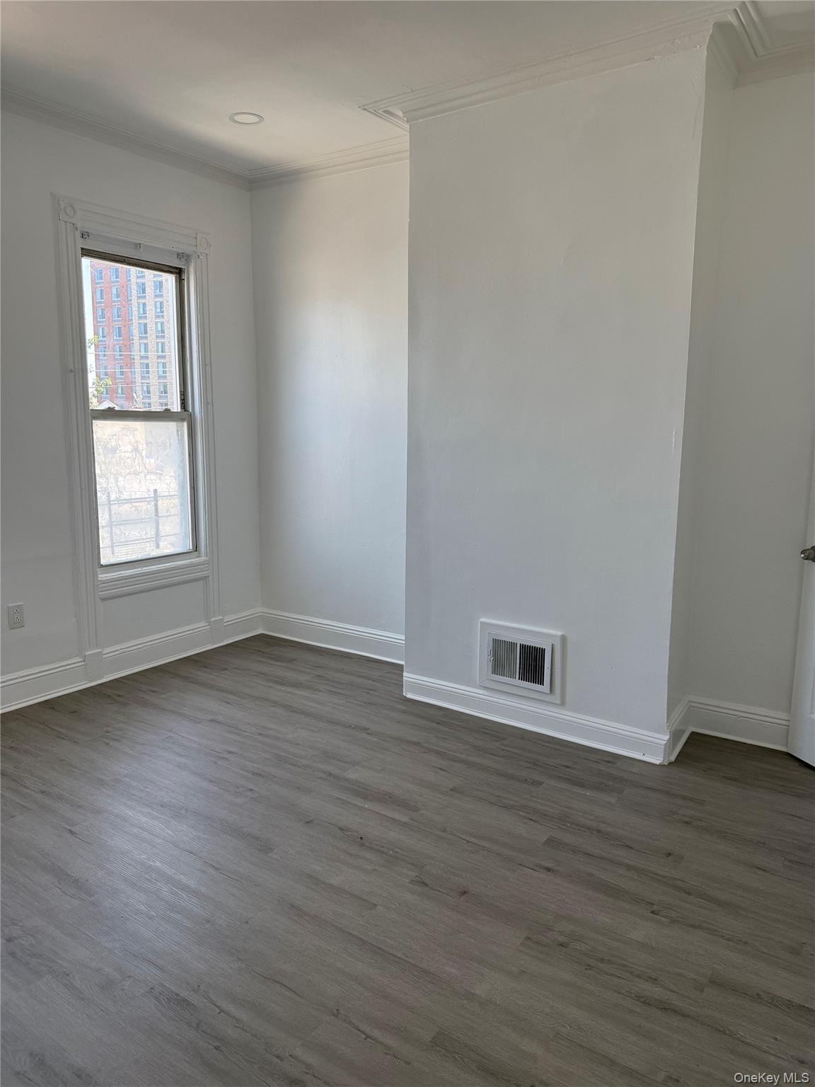 #2 photo, 206 Elton Street, Brooklyn , NY 11208