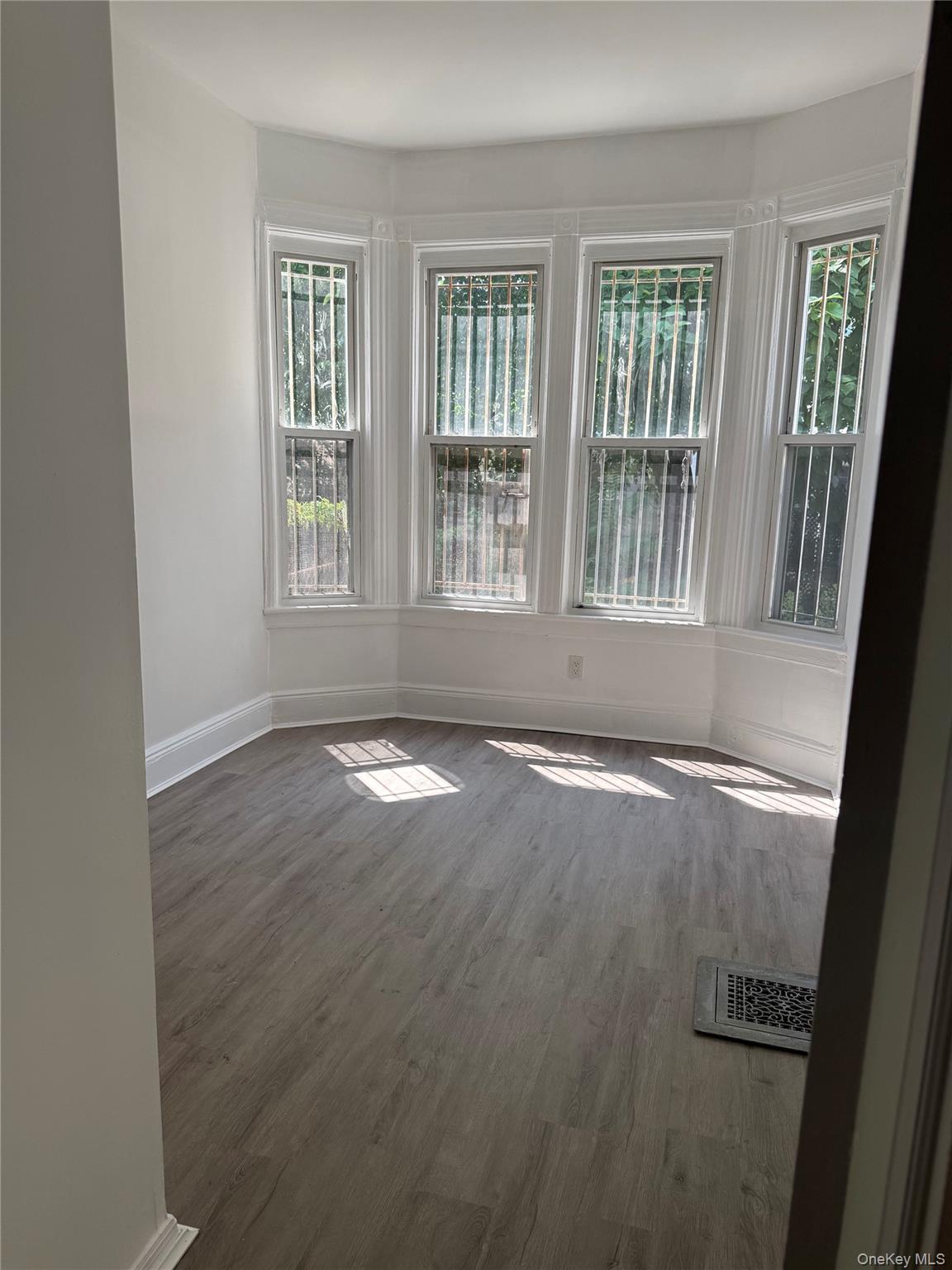 #9 photo, 206 Elton Street, Brooklyn , NY 11208