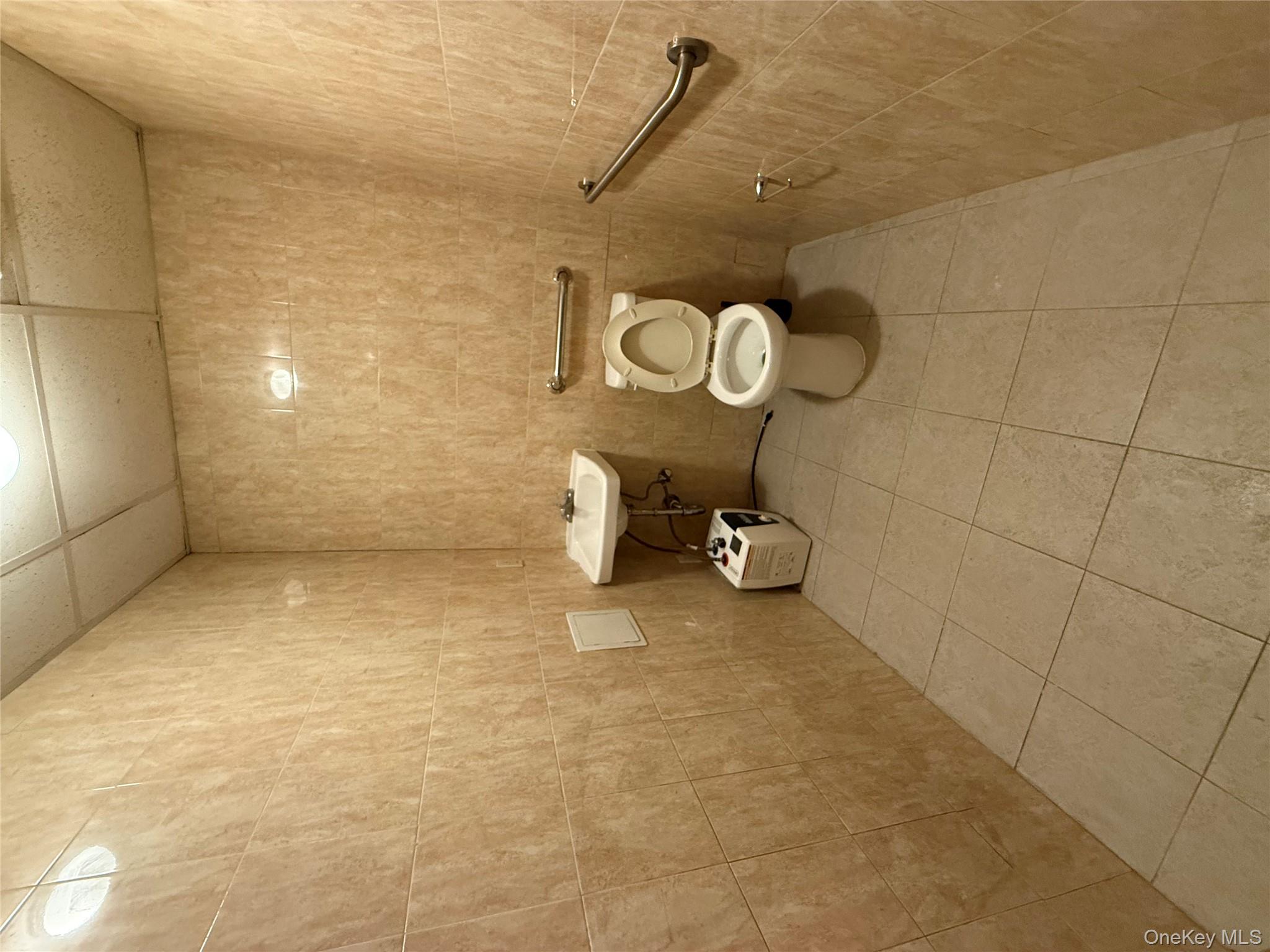 #7 photo, 15051 14th Avenue, クイーンズ区 Whitestone , NY 11357