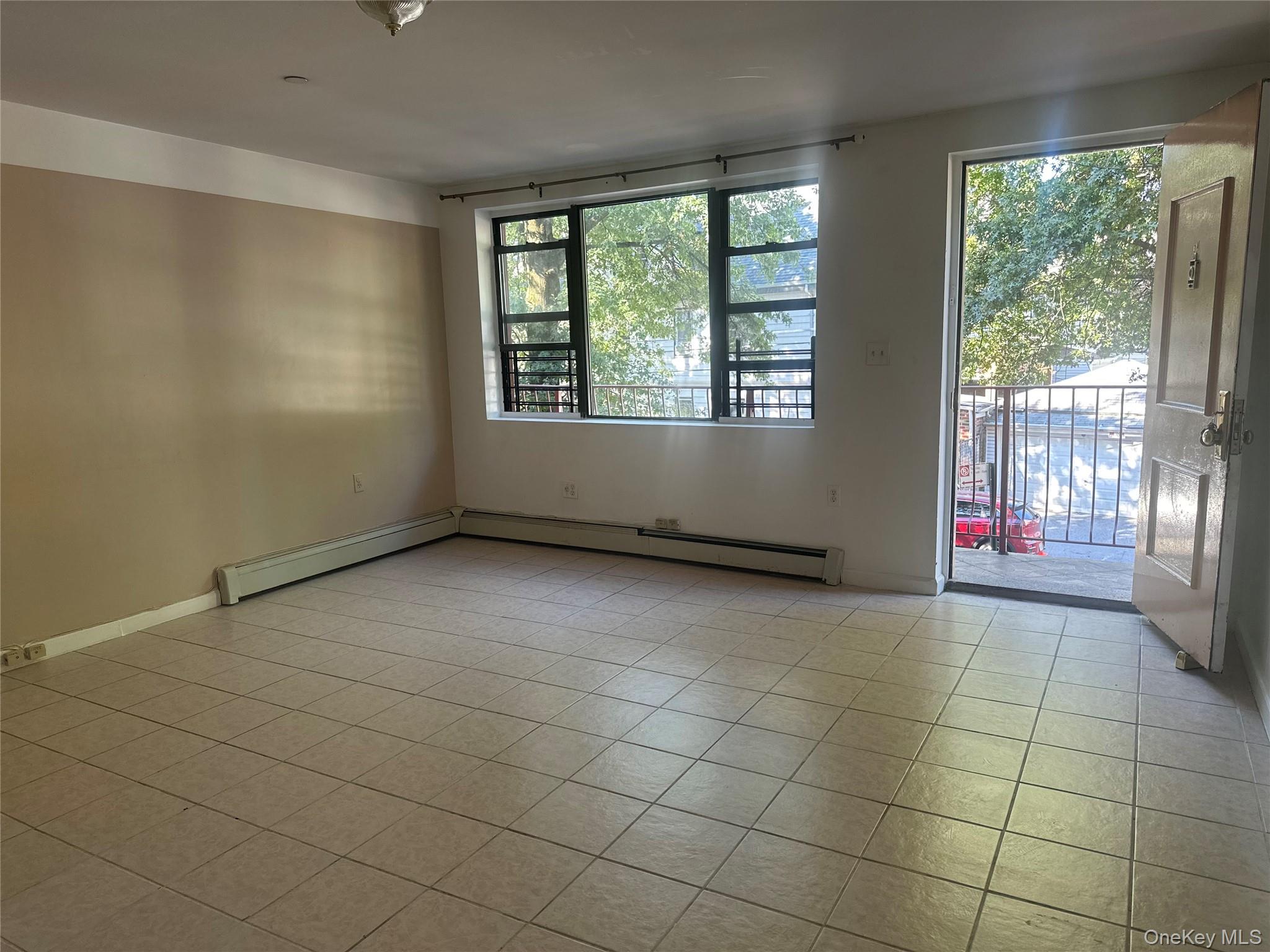 #2 photo, 40-35 95th Street, クイーンズ区 Elmhurst , NY 11373