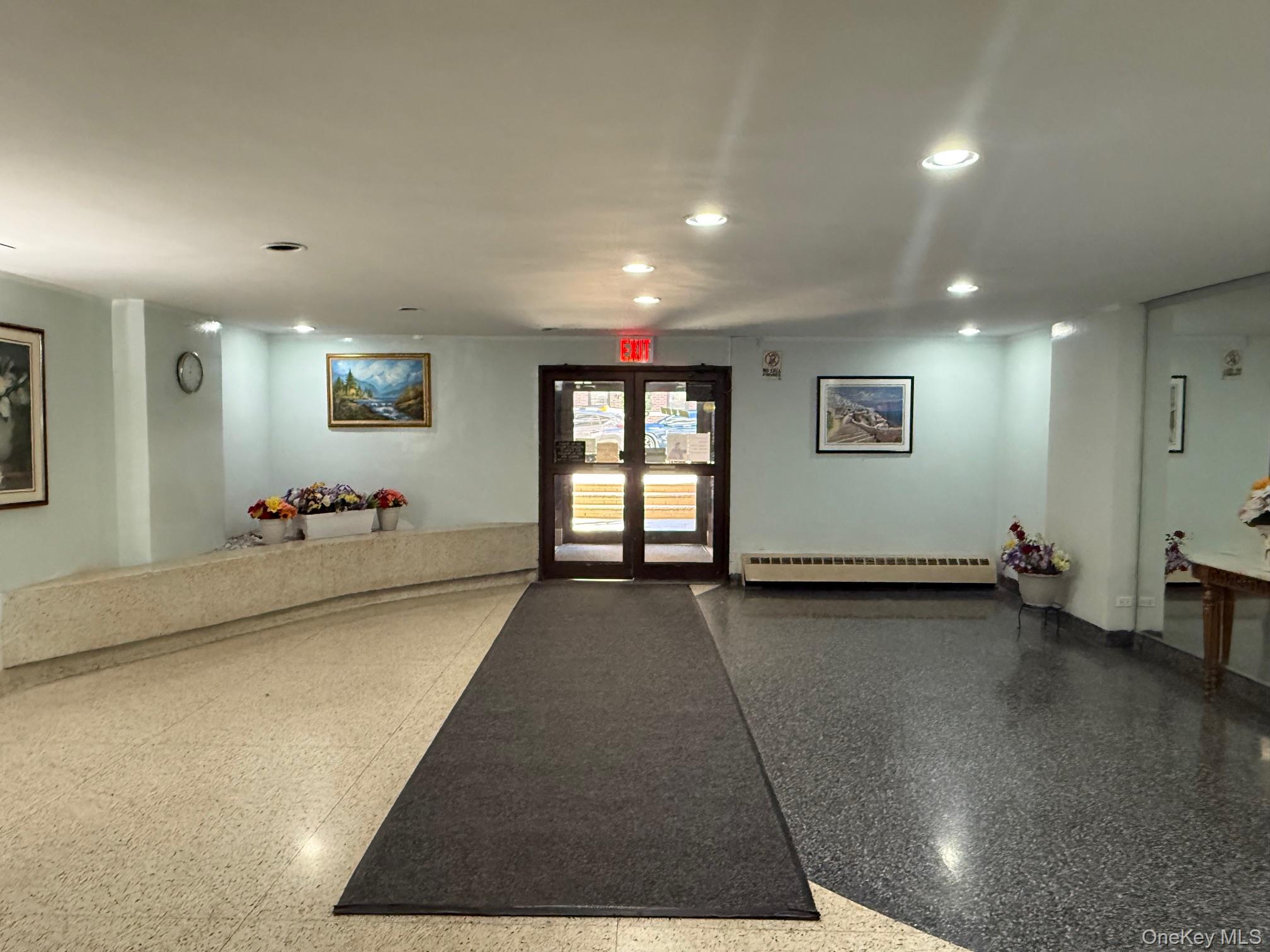 #17 photo, 30-44 29th Street, クイーンズ区 Astoria , NY 11102