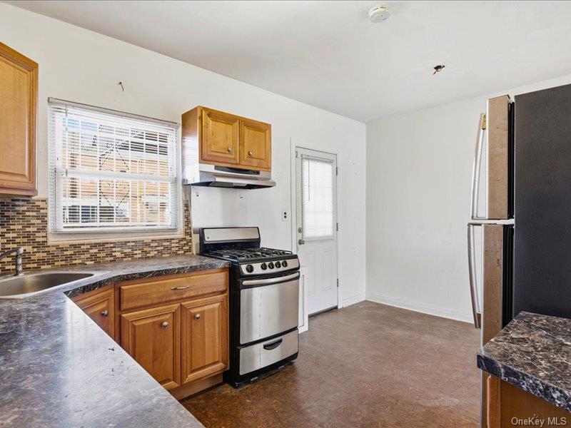 #9 photo, 17-07 Suydam Street, Ridgewood , NY 11385