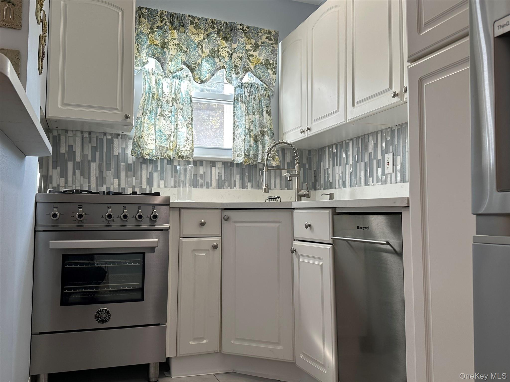 #2 photo, 150 Fairharbor Drive, Patchogue , NY 11772