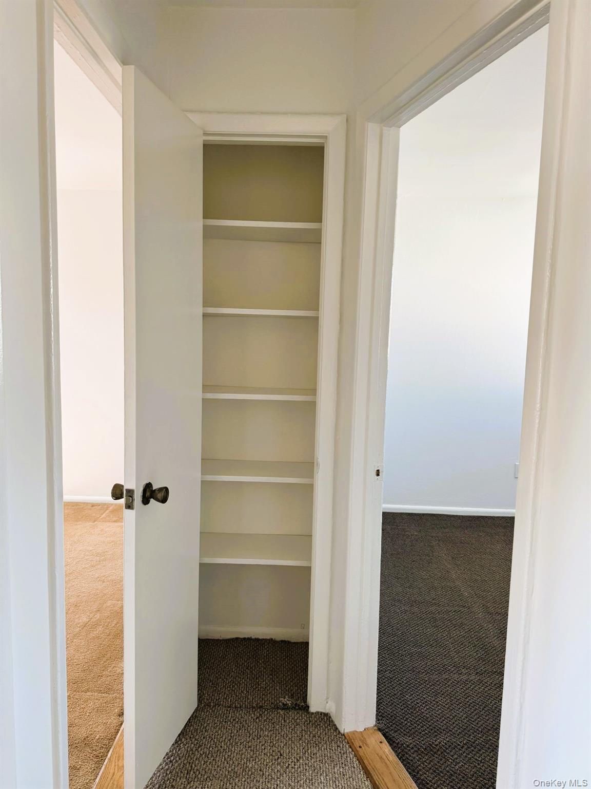 #13 photo, 131 Roslyn Road, Mineola , NY 11501