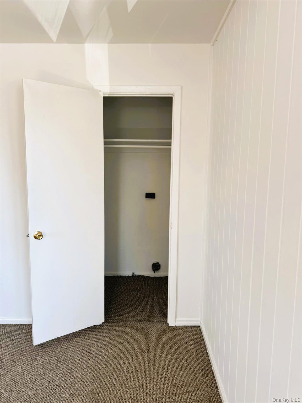 #8 photo, 131 Roslyn Road, Mineola , NY 11501