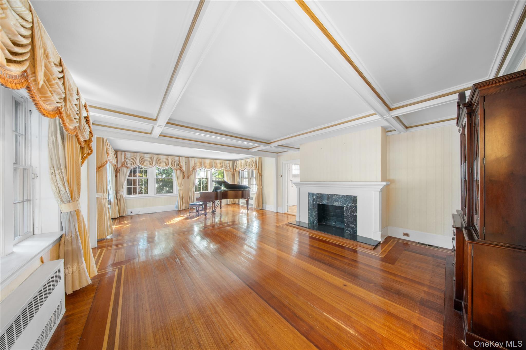 #6 photo, 83 Dartmouth Street, Forest Hills , NY 11375