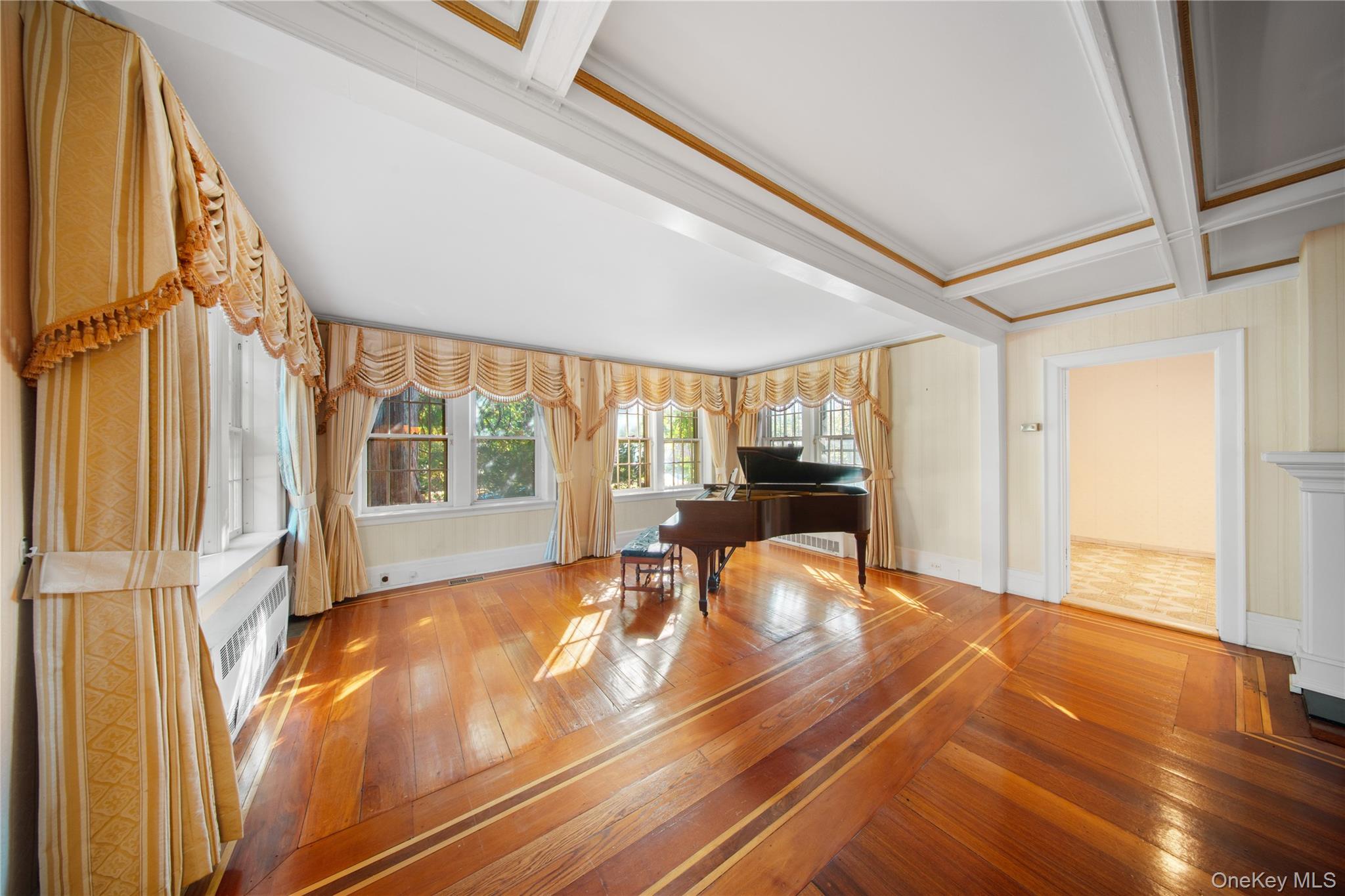 #8 photo, 83 Dartmouth Street, Forest Hills , NY 11375