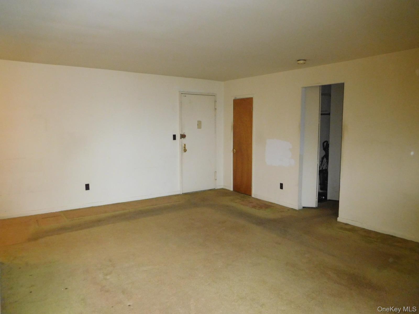 #5 photo, 377 N Broadway, Yonkers , NY 10701