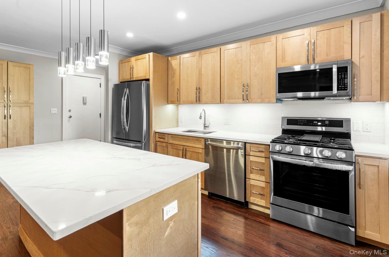 #2 photo, 1133 Midland Avenue, ブロンクス区 Bronxville , NY 10708