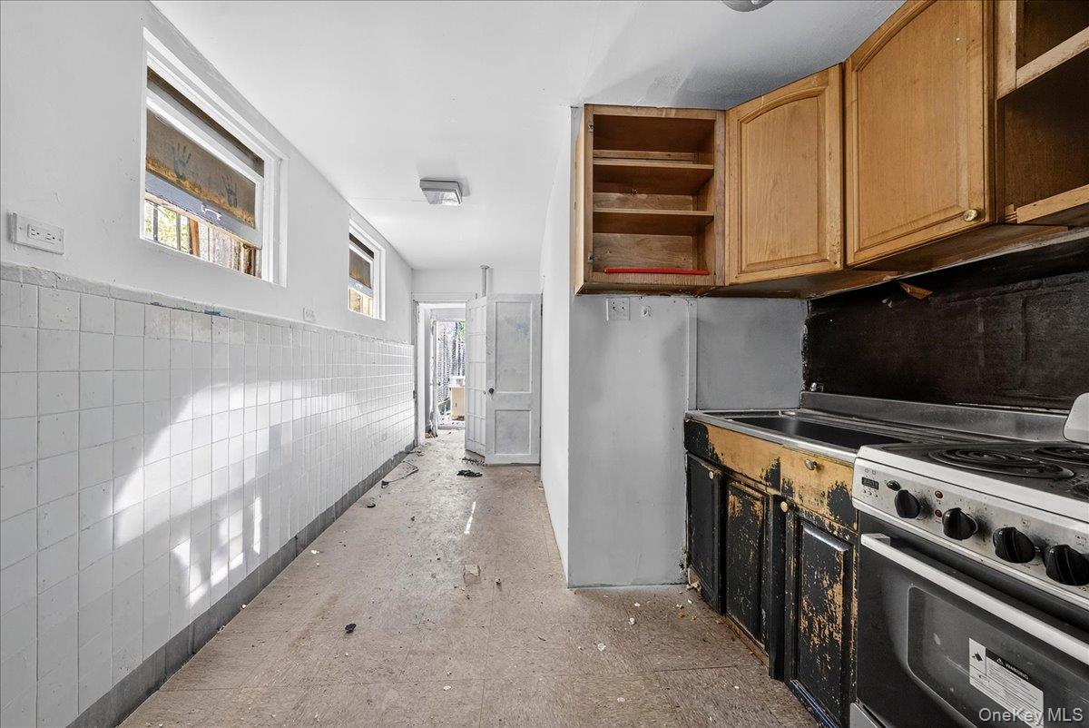 #17 photo, 342 E 141st Street, Bronx , NY 10454