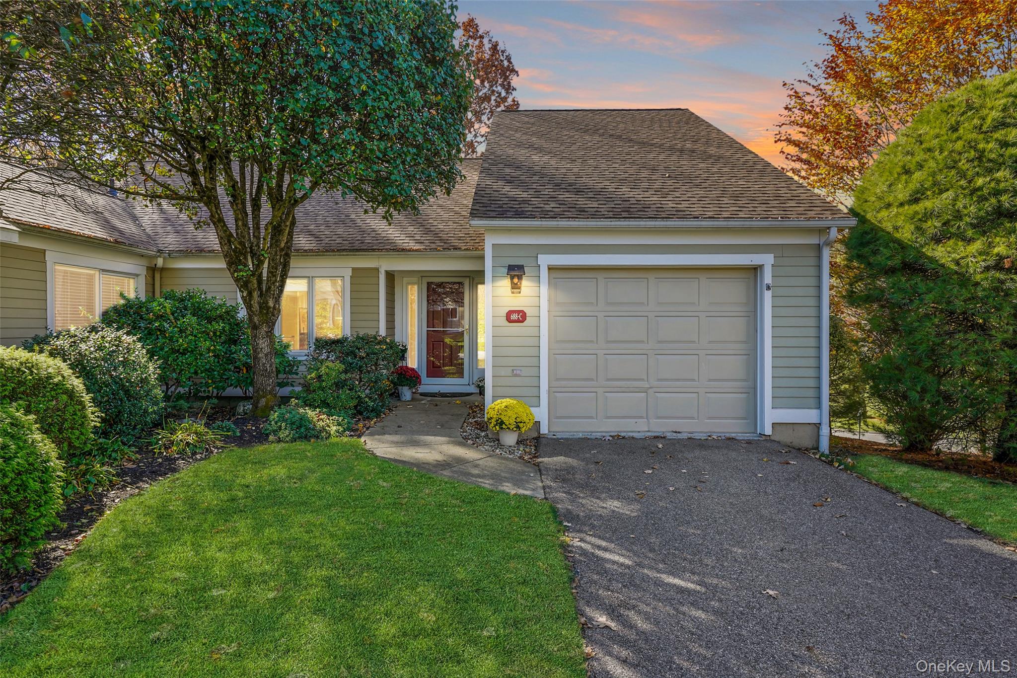 #2 photo, 688 Heritage Hills, Somers , NY 10589