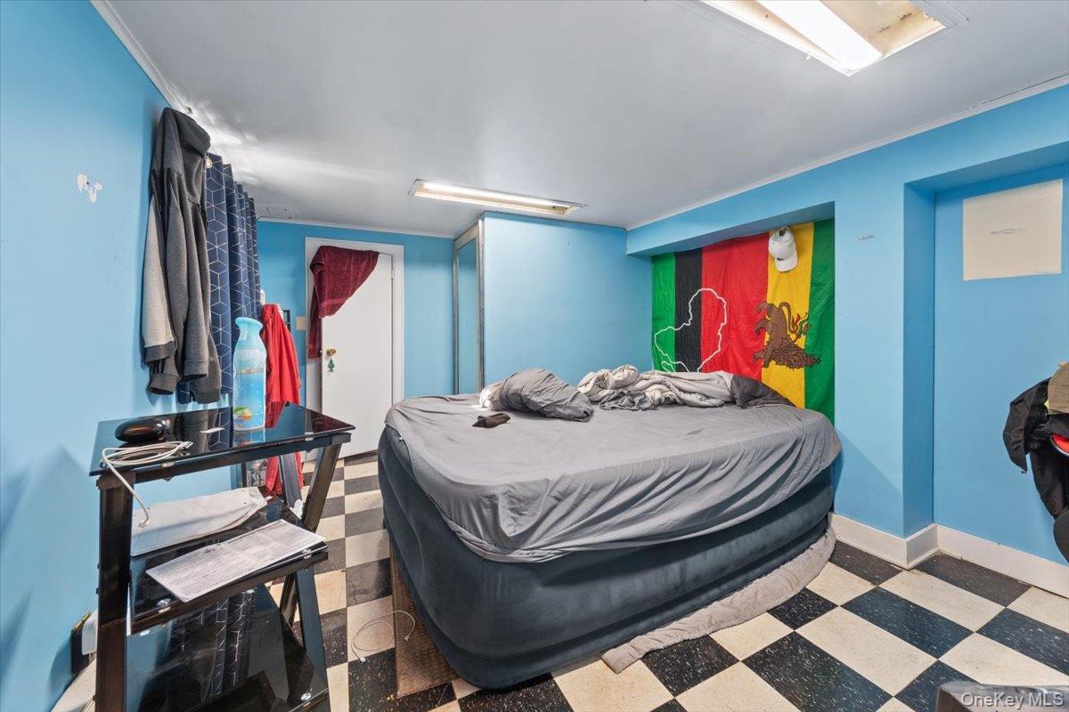 #19 photo, 22415 138th Avenue, Jamaica , NY 11413