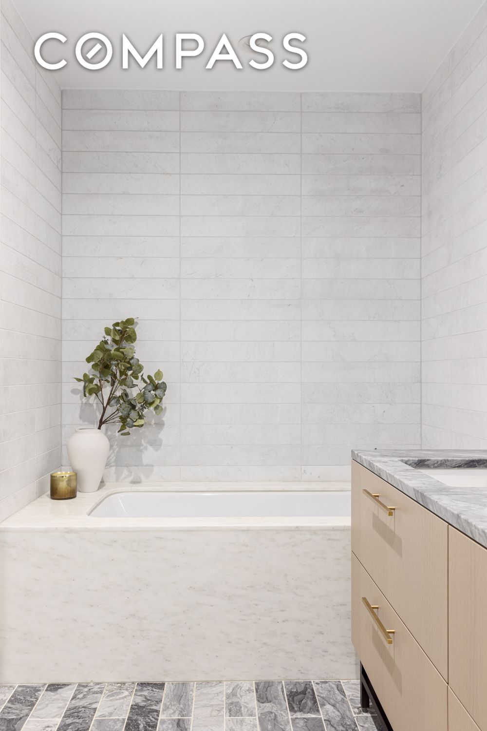 #7 photo, 91 Leonard Street, TriBeCa , NY 10013