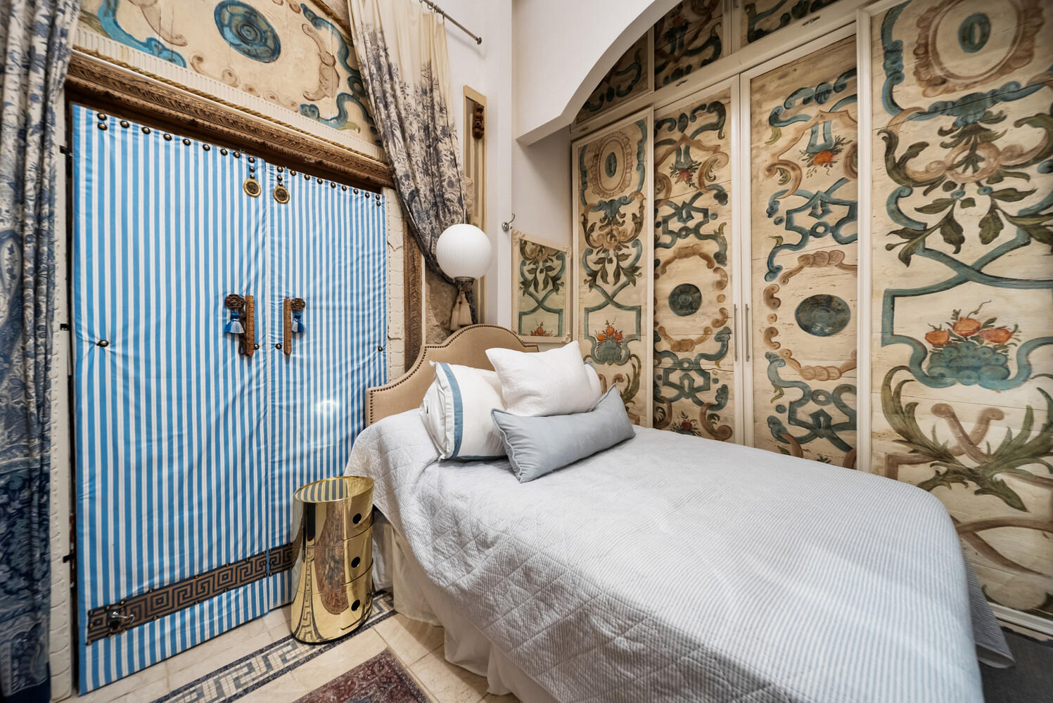 #8 photo, 240 CENTRE Street, Little Italy , NY 10013