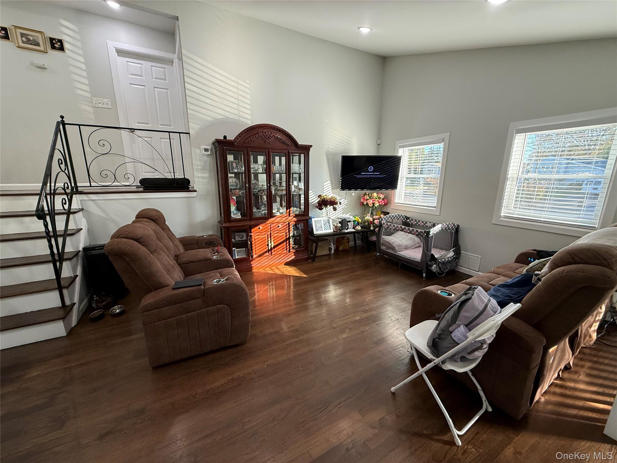 #7 photo, 51 Bruce Lane, Brentwood , NY 11717