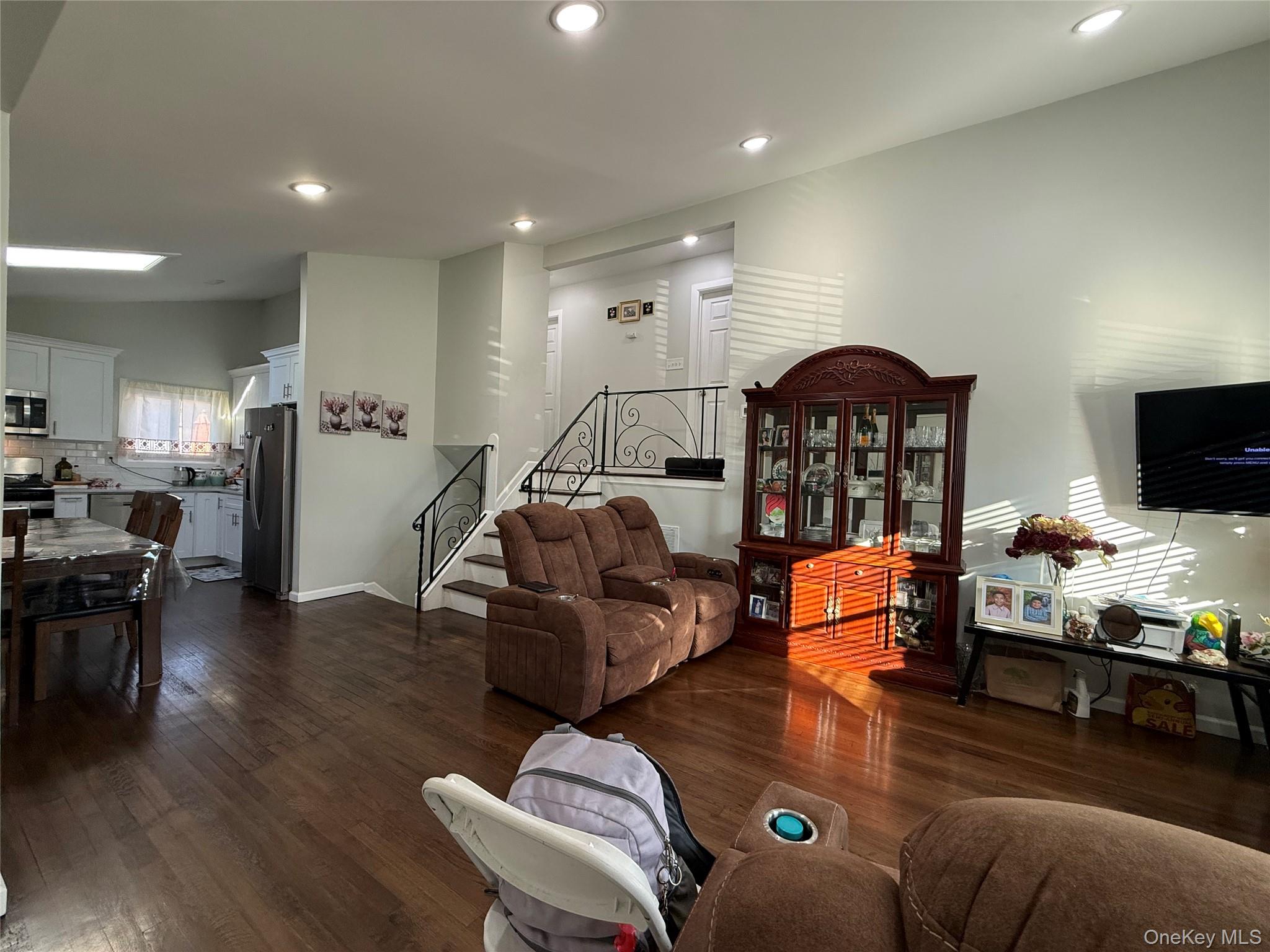 #8 photo, 51 Bruce Lane, Brentwood , NY 11717