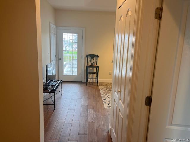 #8 photo, 333 W Montauk Highway, サフォーク郡 Lindenhurst , NY 11757