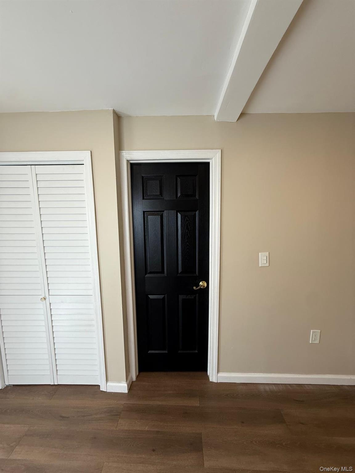 #3 photo, 221-29 106th Avenue, クイーンズ区 Queens Village , NY 11429