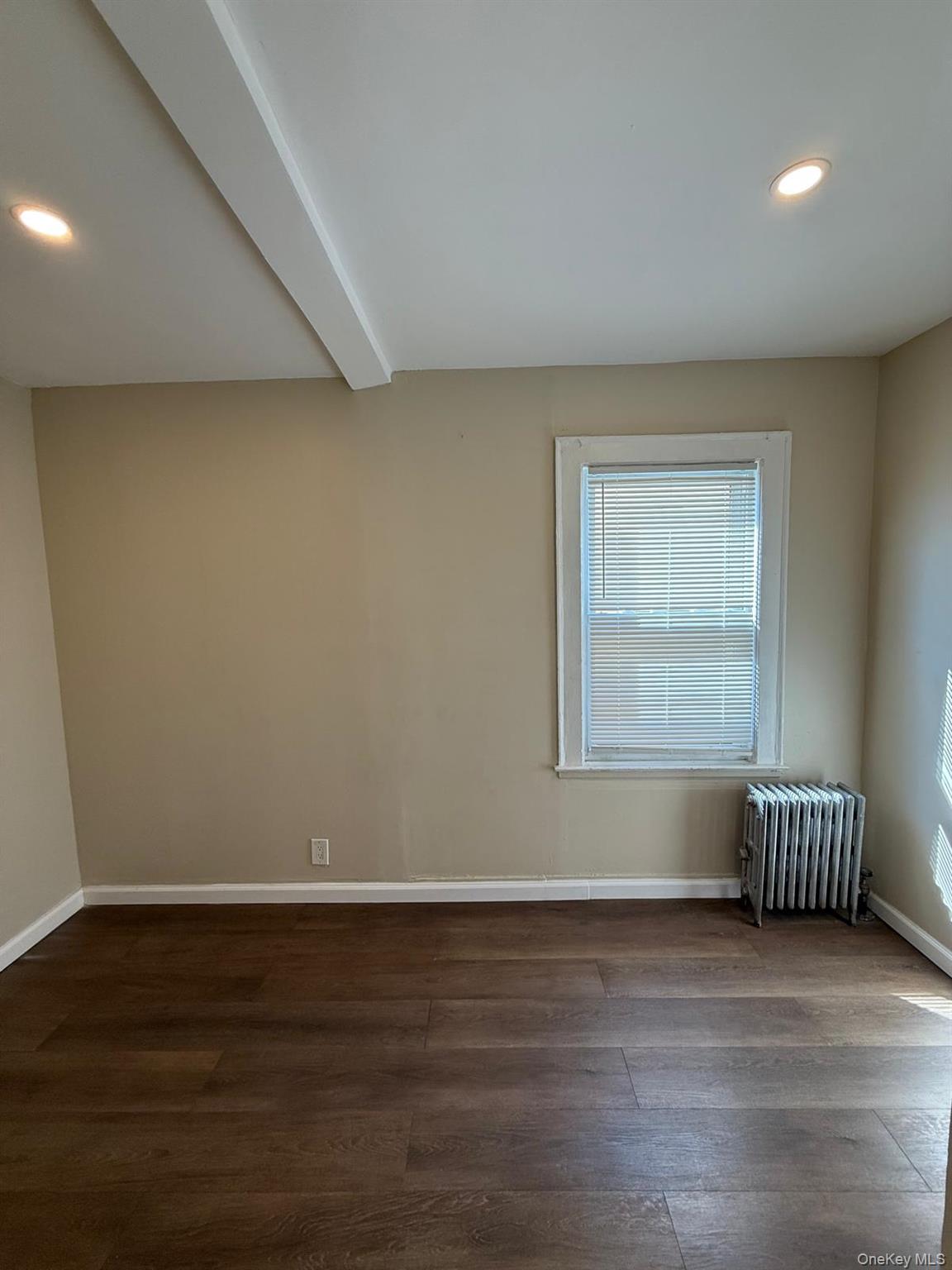 #4 photo, 221-29 106th Avenue, クイーンズ区 Queens Village , NY 11429