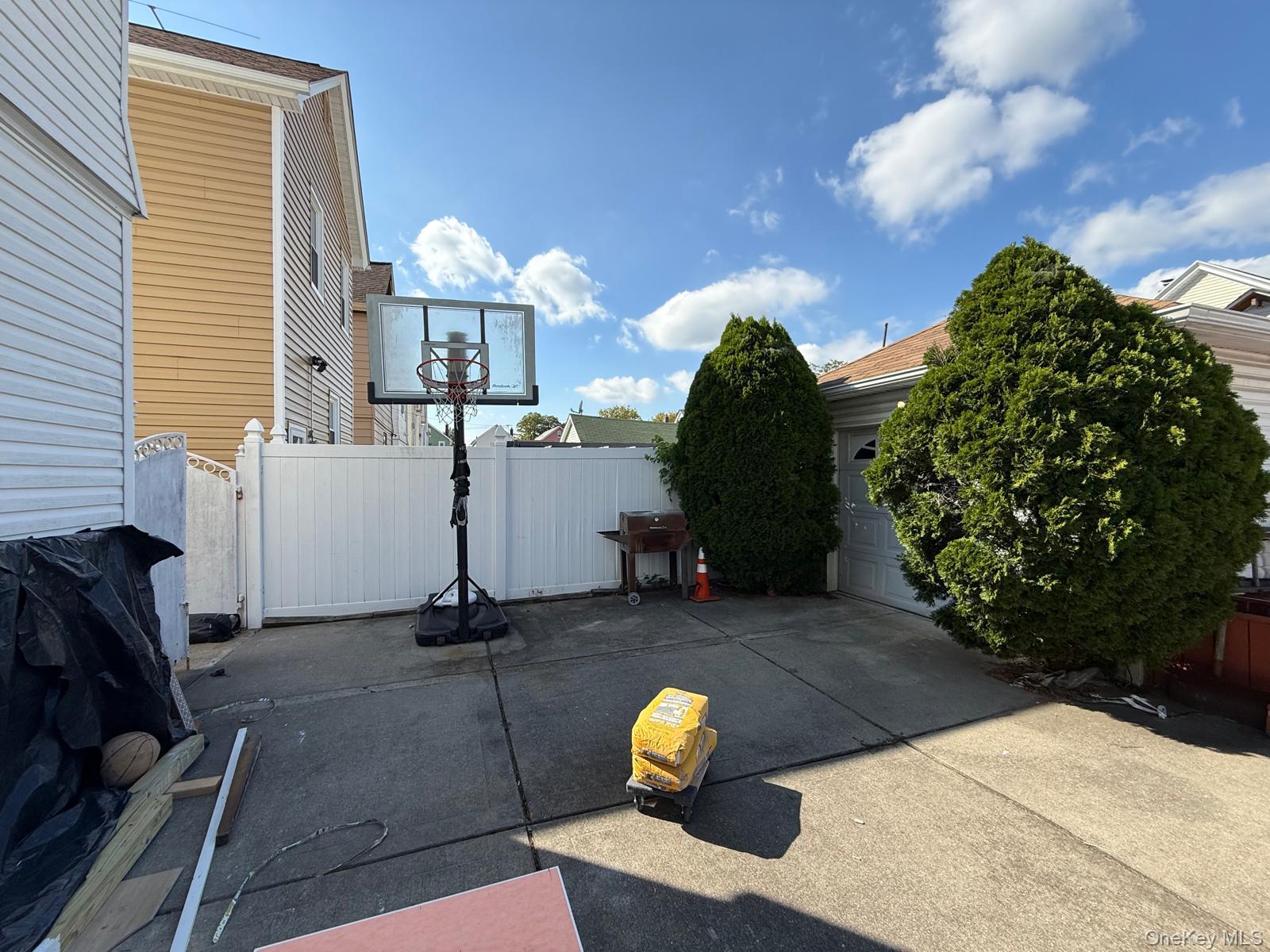 #9 photo, 221-29 106th Avenue, クイーンズ区 Queens Village , NY 11429