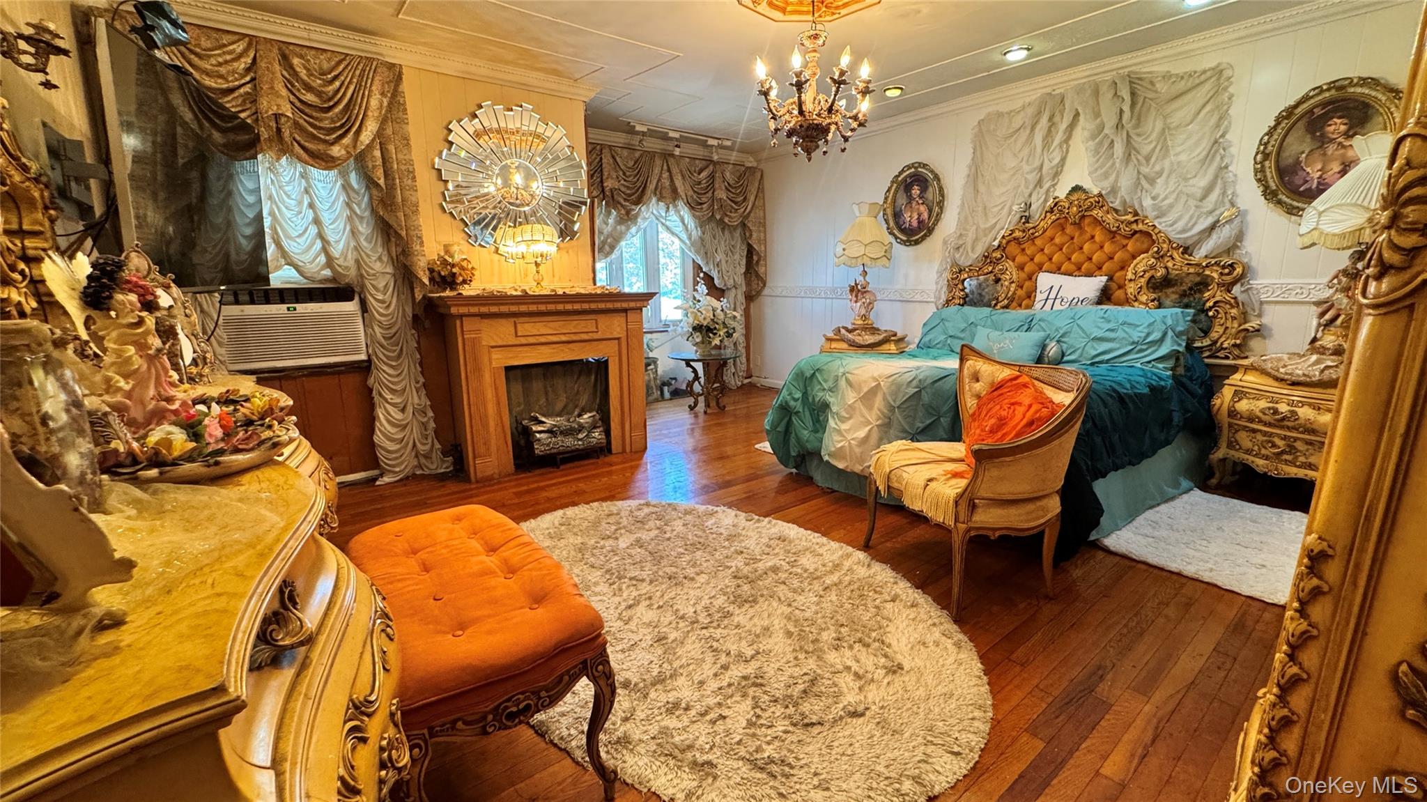 #11 photo, 115-46 W Van Wyck Expressway, South Ozone Park , NY 11420