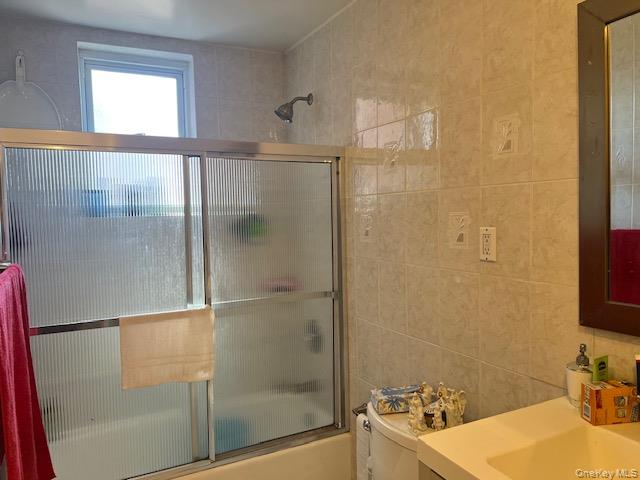 #10 photo, 114 Warwick Street, Brooklyn , NY 11207