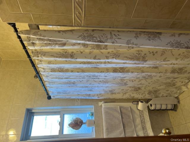 #4 photo, 114 Warwick Street, Brooklyn , NY 11207