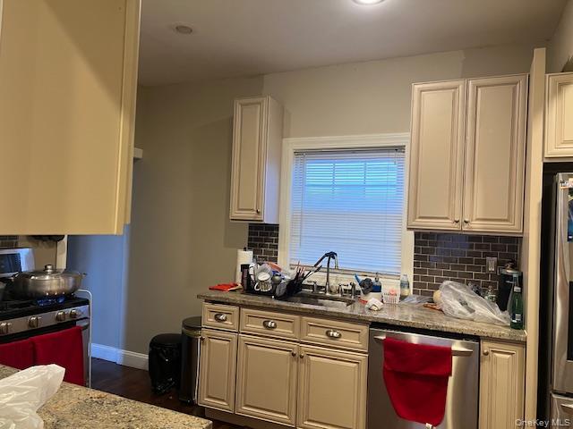 #8 photo, 114 Warwick Street, Brooklyn , NY 11207