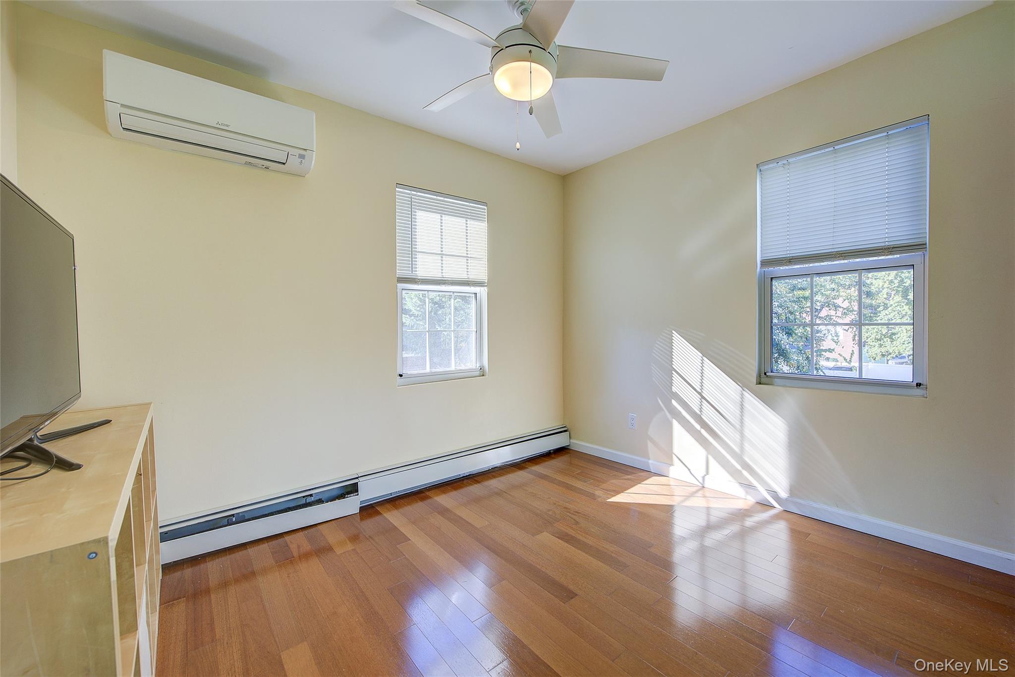 #13 photo, 3520 159th Street, Flushing , NY 11358