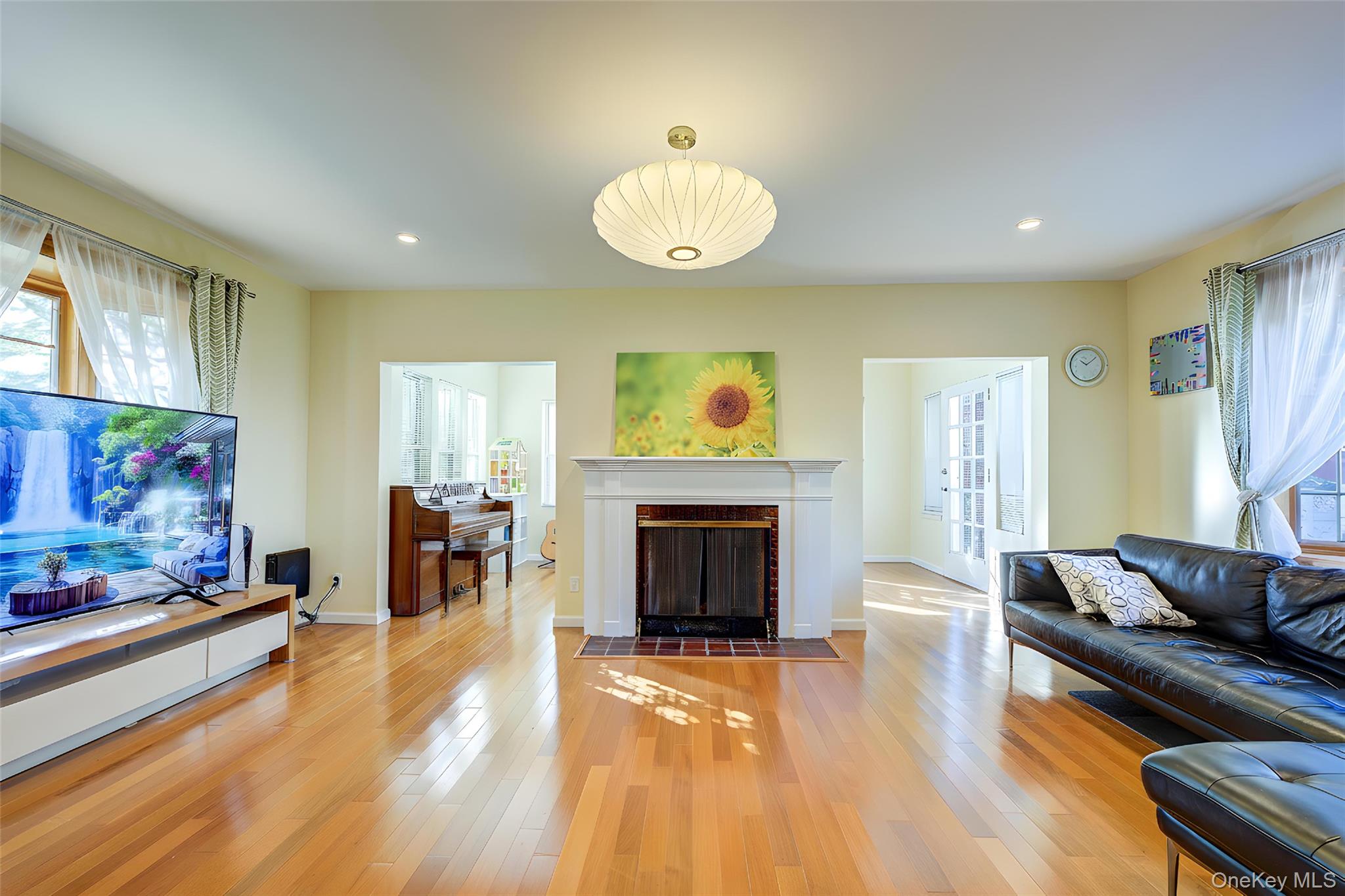 #3 photo, 3520 159th Street, Flushing , NY 11358