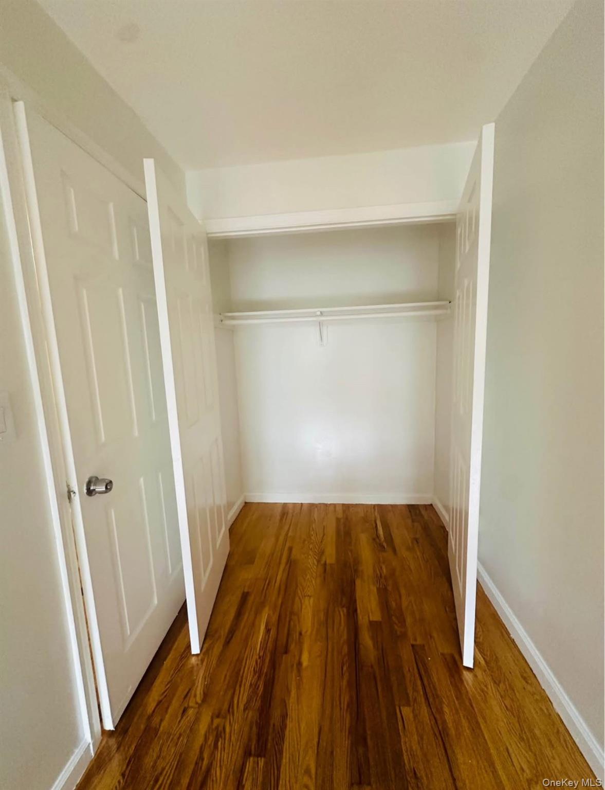 #11 photo, 1079 Willoughby Avenue, ブルックリン区 Brooklyn , NY 11221