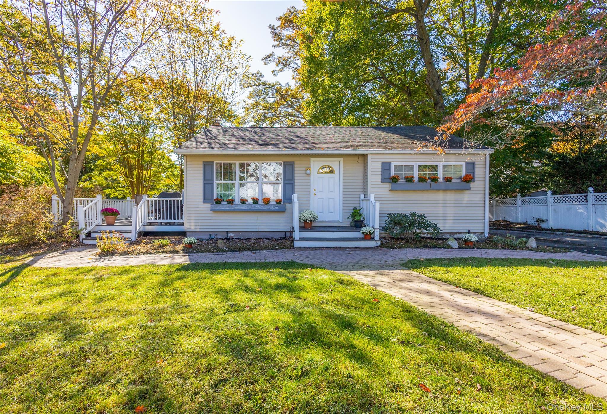 #1 photo, 50 Prince Road, Rocky Point , NY 11778