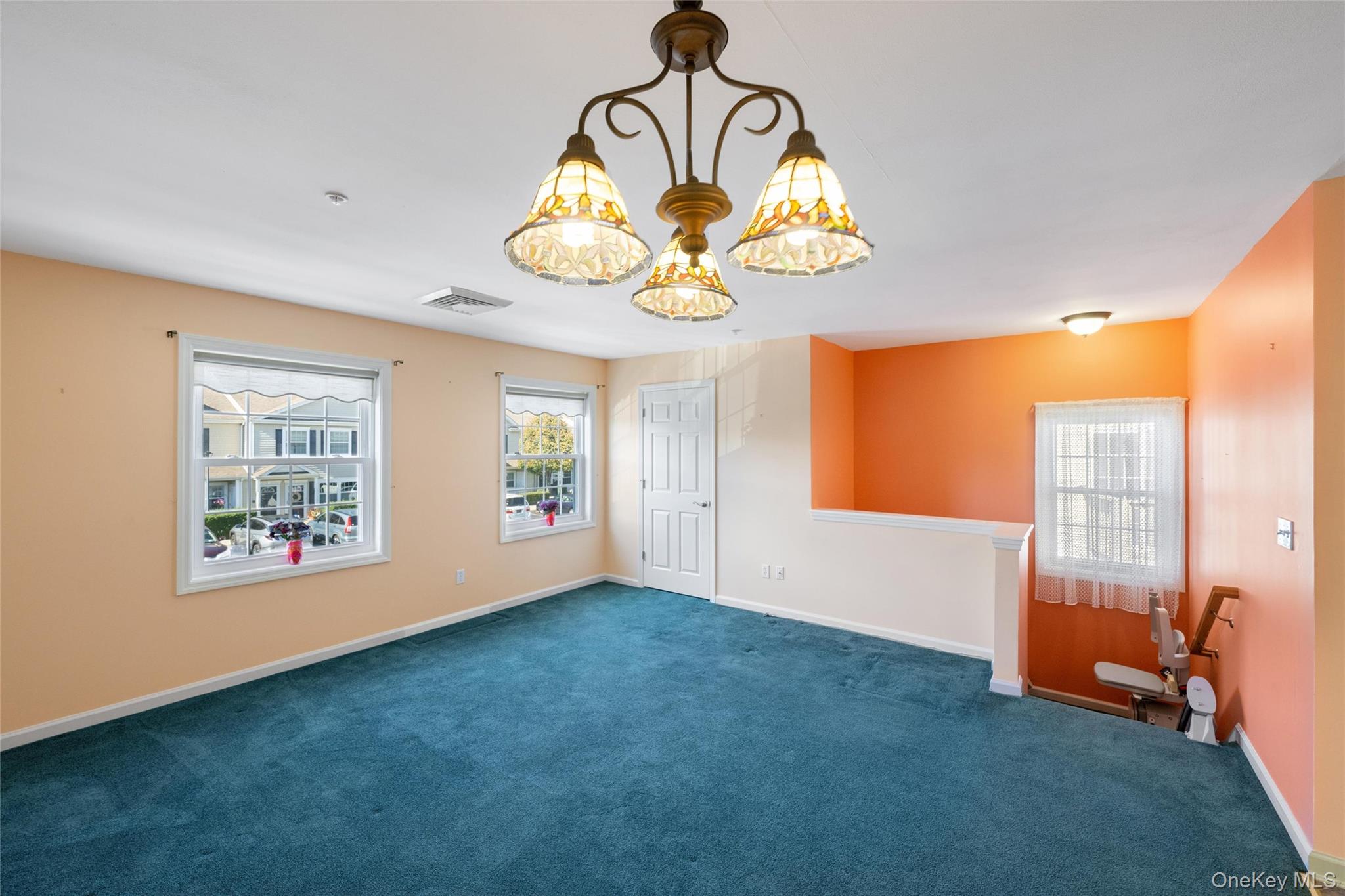 #5 photo, 1228 Willow Lane, ナッソー郡 Valley Stream , NY 11580