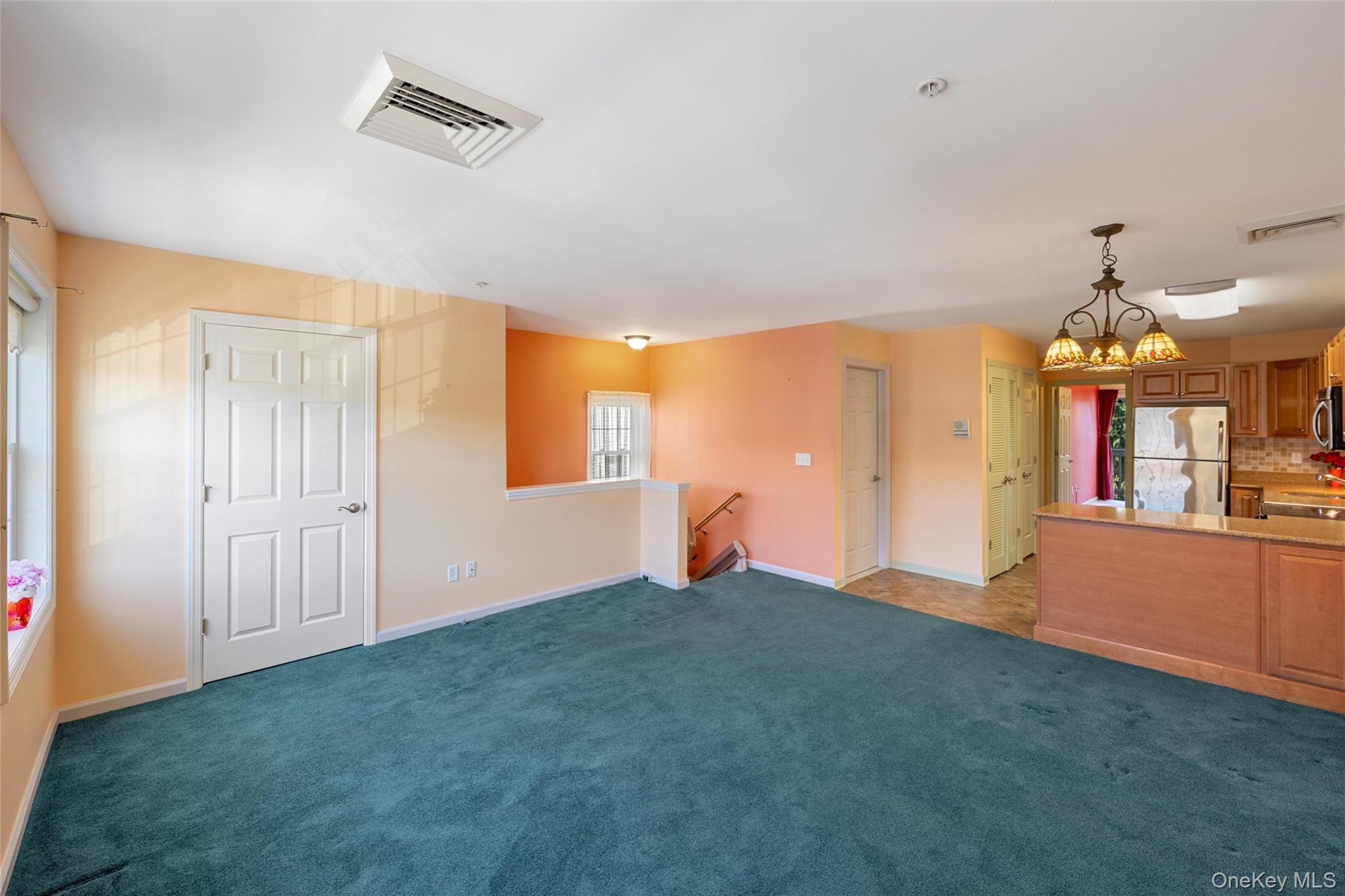 #6 photo, 1228 Willow Lane, ナッソー郡 Valley Stream , NY 11580