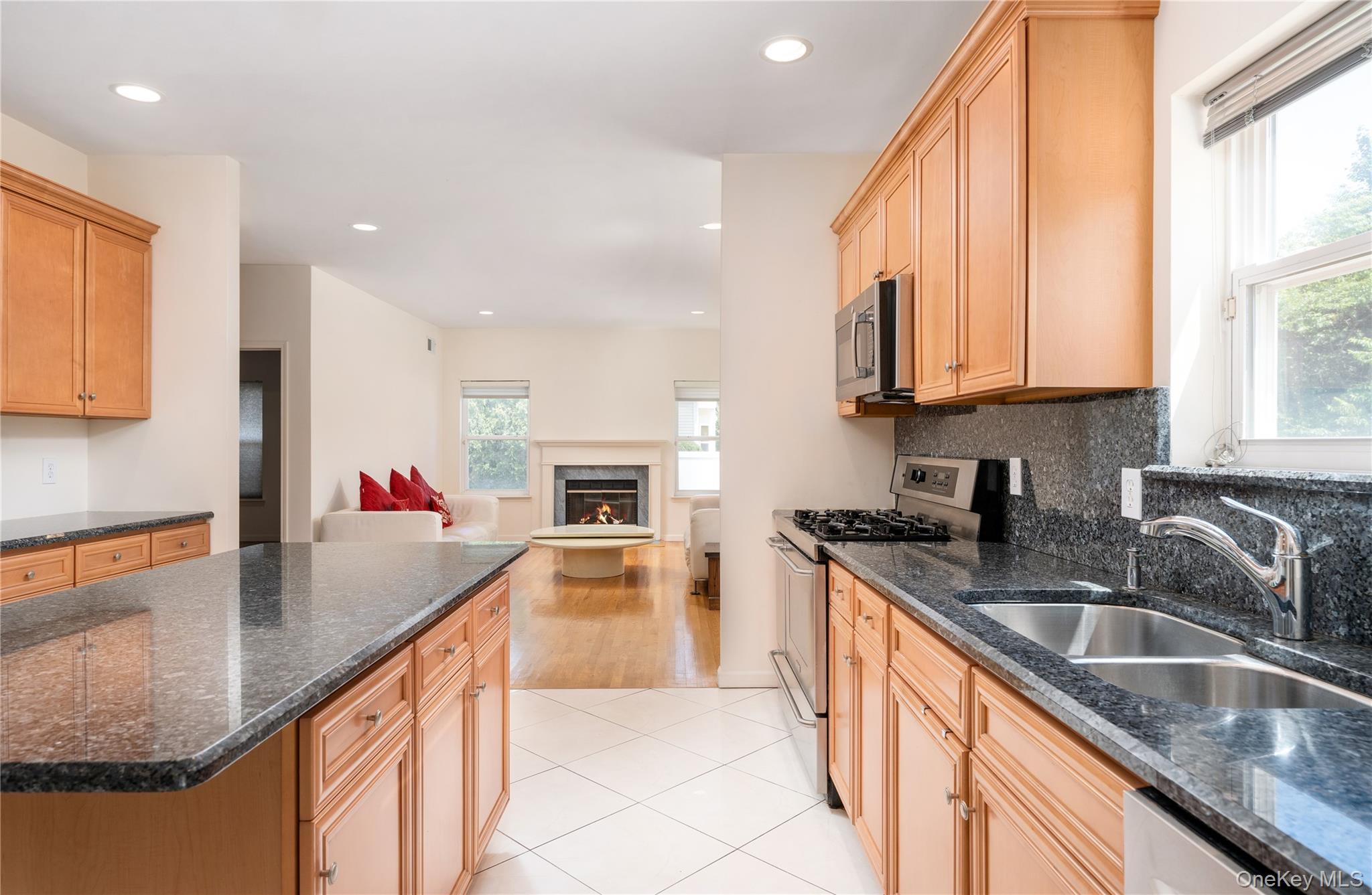 #10 photo, 39 Island Trail, Mount Sinai , NY 11766