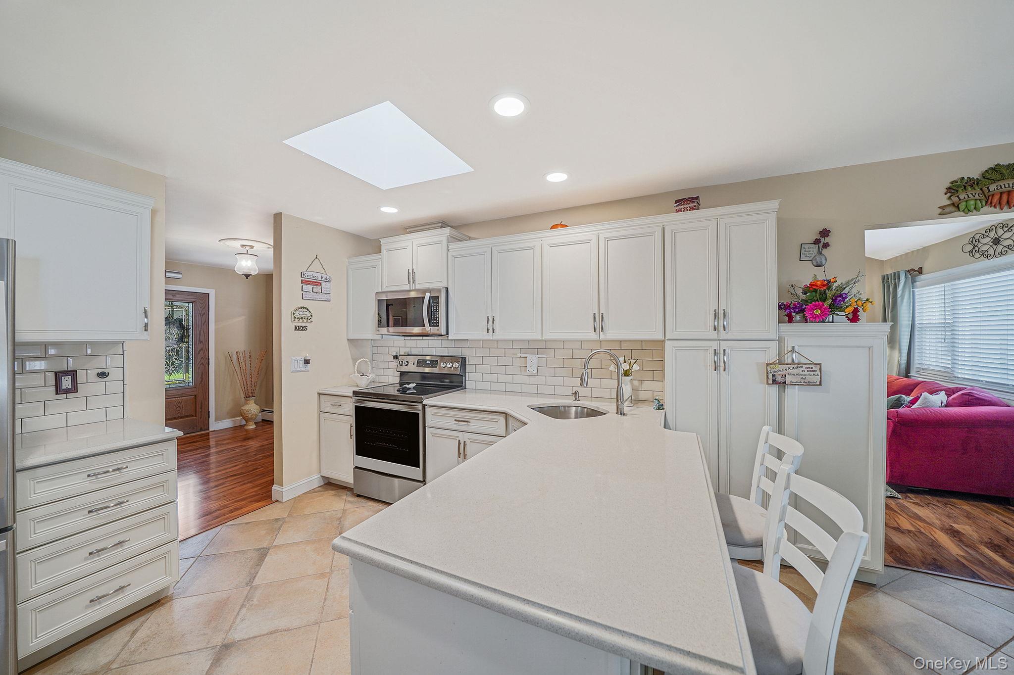 #19 photo, 22 Concord Drive, サフォーク郡 Holtsville , NY 11742