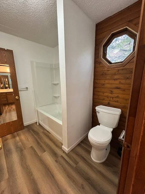 #17 photo, 37 Brenden Court, Clifton Park , NY 12065