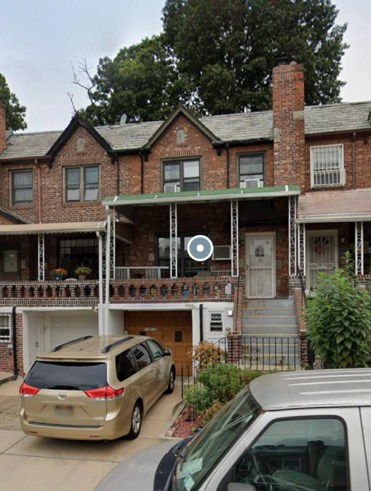 #1 photo, 139-39 85th Dr, Briarwood , NY 11435