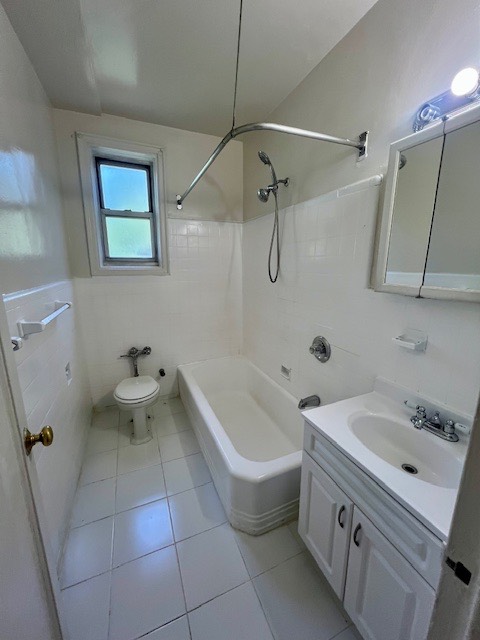 #7 photo, 1 Larchmont Acres, #712B, Larchmont , NY 10538