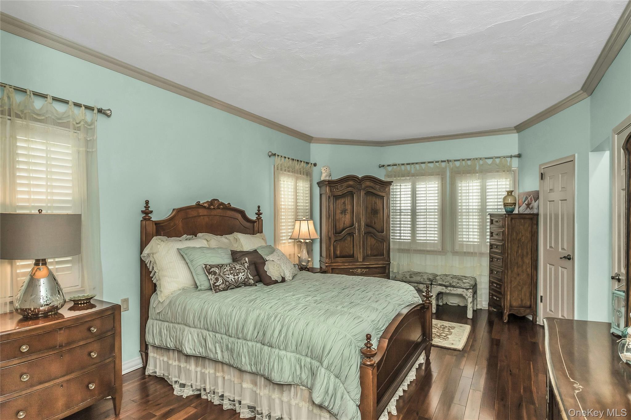 #11 photo, 329 E Hudson Street, Long Beach , NY 11561