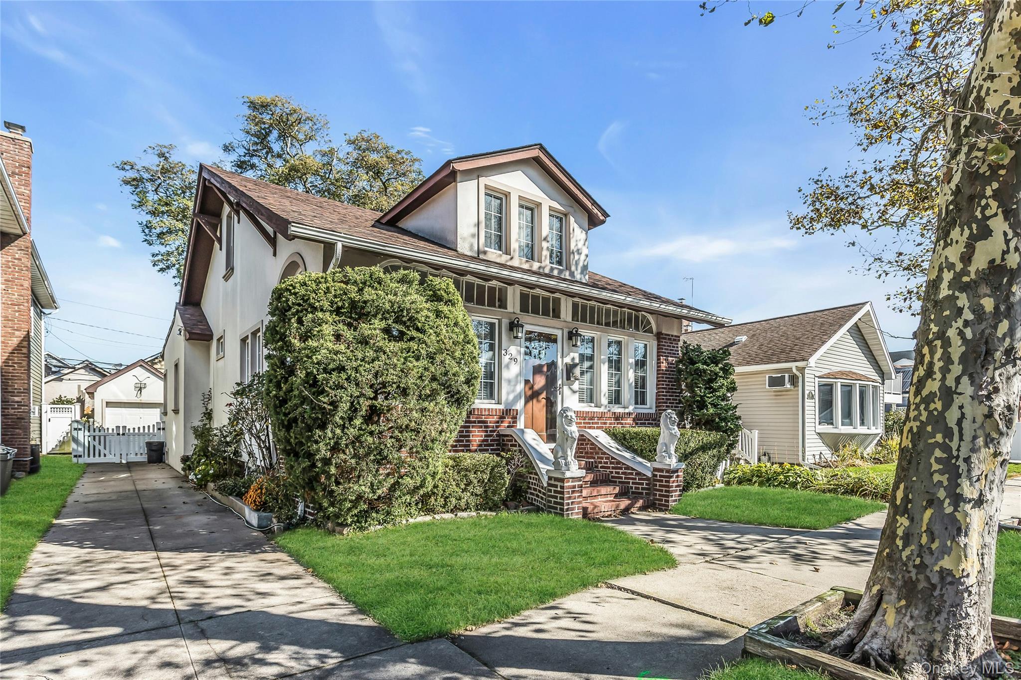 #2 photo, 329 E Hudson Street, Long Beach , NY 11561