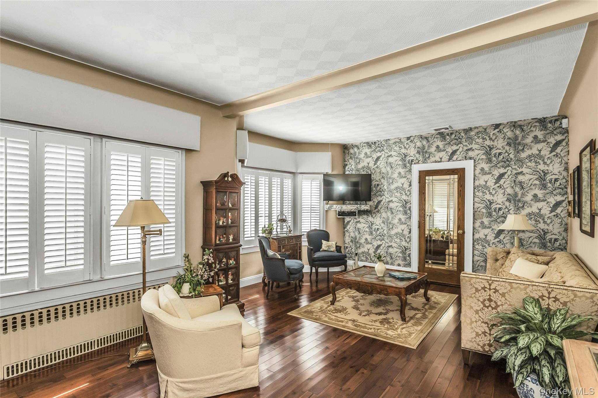 #6 photo, 329 E Hudson Street, Long Beach , NY 11561